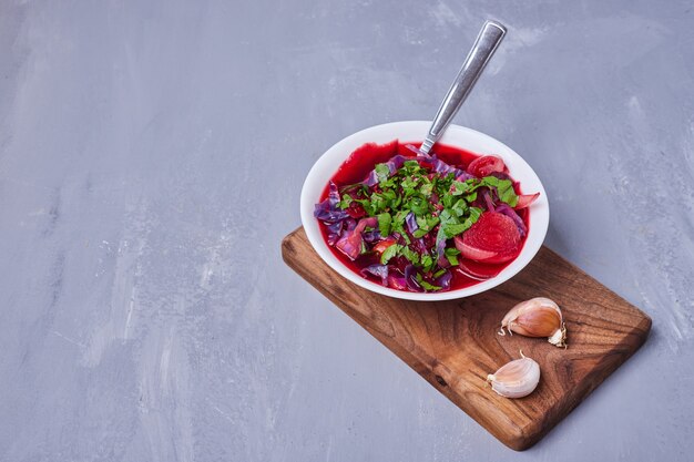 Варианты добавок: мясо и овощи